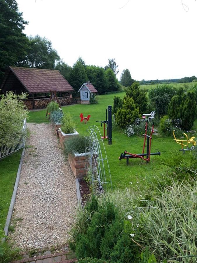 Pensjonat Agroturystyczny Pod Modrzewiem Panzió Florczaki Kültér fotó